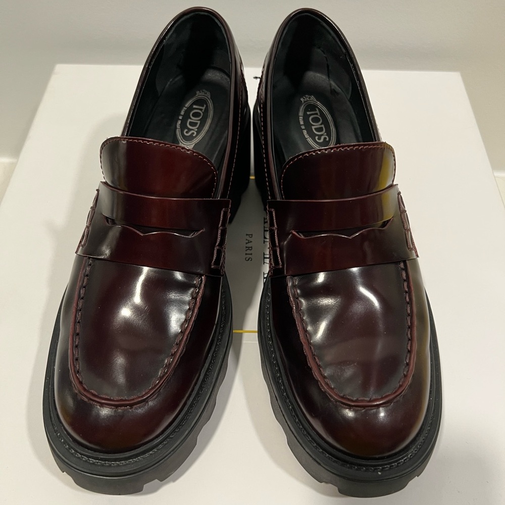 Authentic Tod’s chunky Leathers Loafers Burgundy EU37 US7